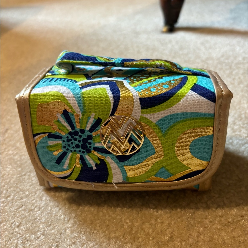 Macbeth Collection Jewelry Roll NWOT